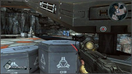 Możesz użyć przeciwko nim nabojów pulsacyjnych lub granatów EM, albo zwabić przed pojazd i wykończyć minigunem - Napad na most Władzy | Opis przejścia Rage 1 - Rage - poradnik do gry