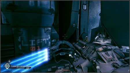 Na wyższym piętrze, podejdź do niebieskiej wiązki, a następnie szybko obróć się i pozbądź się dwóch mutantów - Napad na Capital Prime | Opis przejścia Rage 1 - Rage - poradnik do gry