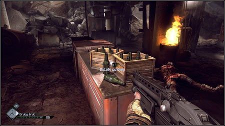 Gdy dotrzesz na drugie piętro i wyeliminujesz wszystkich wrogów, powinieneś zobaczyć leżące na stole butelki - Skradziony towar | Zadania Poboczne w Rage 1 - Rage - poradnik do gry