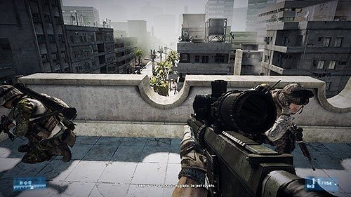 Po zdjęciu snajpera (razem z połową budynku) przyjdzie Ci chronić innego oddziału, który znajduje się na ulicy pod Tobą - Misja 2- Operacja Łamacz Mieczy | Kampania | Battlefield 3 - Battlefield 3 - poradnik do gry