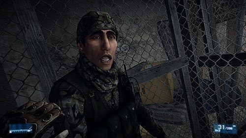 W rozbrajaniu zapalnika przeszkodzi wróg (skryptowana scenka), inicjując tym samym krótkie QTE - Misja 2- Operacja Łamacz Mieczy | Kampania | Battlefield 3 - Battlefield 3 - poradnik do gry