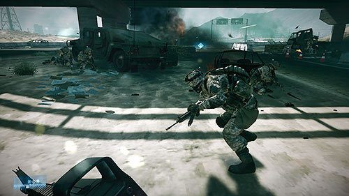 Gdy już zniszczysz konwój, jedź ulicą aż dotrzesz na wyżej wspomnianą autostradę - Misja 7- Rajd Pancerny | Kampania | Battlefield 3 - Battlefield 3 - poradnik do gry