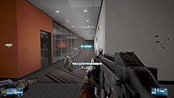 Trzecia skrzynia z amunicją czeka na was zaraz w kolejnym pomieszczeniu biurowym - Misja 4- Atak i Ucieczka | Kooperacja | Battlefield 3 - Battlefield 3 - poradnik do gry