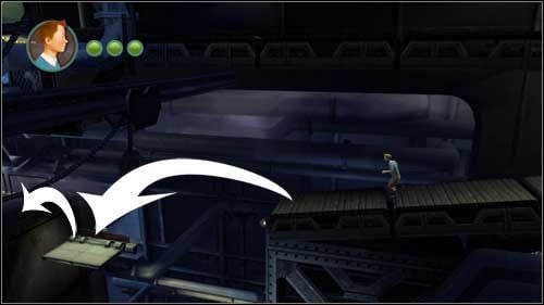 Zanim dojedziesz do końca ruchomej taśmy weź rozbieg, przeskocz na kładkę-zapadnię i z niej od razu skocz w lewo - Rozdział 12 - Na tropie Allana (1) - Opis przejścia - Przygody Tintina: Gra Komputerowa - poradnik do gry