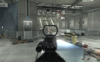 Po dość długiej jeździe wylądujesz na jednej ze stacji metra - I- Mind the Gap | Opis przejścia gry | Call of Duty Modern Warfare 3 - Call of Duty: Modern Warfare 3 - opis przejścia i operacje specjalne - poradnik do gry