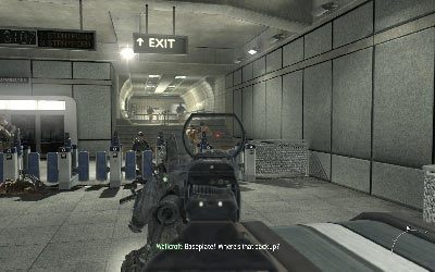 Kontynuuj swoją podróż po stacji metra eliminując kolejnych wrogów - I- Mind the Gap | Opis przejścia gry | Call of Duty Modern Warfare 3 - Call of Duty: Modern Warfare 3 - opis przejścia i operacje specjalne - poradnik do gry