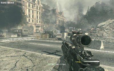 Kontynuuj szturm przedzierając się przez pole wypełnione zniszczonymi pojazdami - II- Goalpost | Opis przejścia gry | Call of Duty Modern Warfare 3 - Call of Duty: Modern Warfare 3 - opis przejścia i operacje specjalne - poradnik do gry