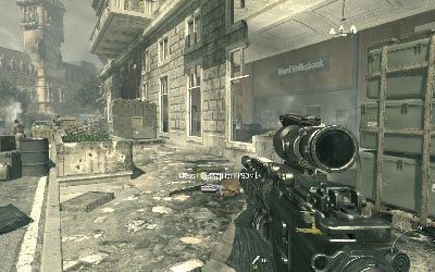 W pewnej chwili dotrzesz do momentu, gdzie zostaniesz wspomożony przez sojuszniczy czołg - II- Goalpost | Opis przejścia gry | Call of Duty Modern Warfare 3 - Call of Duty: Modern Warfare 3 - opis przejścia i operacje specjalne - poradnik do gry