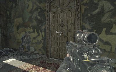 Następnie dołącz do oddziału i zacznij przedzierać się przez dalszą część miasta - II- Return to Sender | Opis przejścia gry | Call of Duty Modern Warfare 3 - Call of Duty: Modern Warfare 3 - opis przejścia i operacje specjalne - poradnik do gry