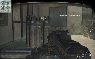 Wejdź do budynku z lewej, załatw wszystkich w środku i rusz przed siebie - Toxic Paradise | Operacje Specjalne | Call of Duty Modern Warfare 3 - Call of Duty: Modern Warfare 3 - opis przejścia i operacje specjalne - poradnik do gry