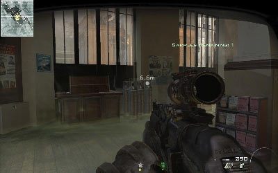 Skieruj się na prawą stronę piętra, gdzie znajdziesz schody prowadzące na dół - Toxic Paradise | Operacje Specjalne | Call of Duty Modern Warfare 3 - Call of Duty: Modern Warfare 3 - opis przejścia i operacje specjalne - poradnik do gry