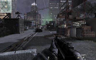 Zacznij kierować się w stronę placu budowy, ale nie wbiegaj między wrogów, tylko daj się wystrzelać kompanowi - Firewall | Operacje Specjalne | Call of Duty Modern Warfare 3 - Call of Duty: Modern Warfare 3 - opis przejścia i operacje specjalne - poradnik do gry