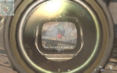 Po wyjściu na zewnątrz skieruj się na wieżę z prawej i korzystając z celownika snajperskiego zacznij eliminować przeciwników w wiosce na dole (uważaj na prowadzony przez nich ostrzał) - Fatal Extraction | Operacje Specjalne | Call of Duty Modern Warfare 3 - Call of Duty: Modern Warfare 3 - opis przejścia i operacje specjalne - poradnik do gry