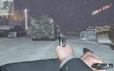 Jeśli chcesz uwolnić drugiego jeńca to szybko skieruj się do miejsca, z którego wyszedł strażnik i zastrzel dwóch wartowników przy więźniu - Hostage Taker | Operacje Specjalne | Call of Duty Modern Warfare 3 - Call of Duty: Modern Warfare 3 - opis przejścia i operacje specjalne - poradnik do gry