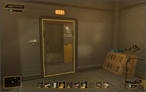 Skupiając się na głównym wątkiem fabularnym, wskaźnik zaprowadzi Cię do pomieszczeń administracyjnych kompleksu - (1) Wariant pokojowy - Załaduj dane biometryczne do głównego komputera więziennego - W brzuchu bestii - Deus Ex: Human Revolution - The Missing Link - poradnik do gry