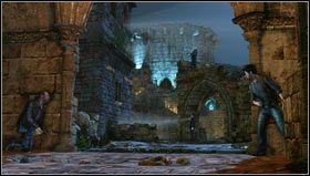 Gdy pozbędziemy się napastników, Sullivan i Chloe zjadą po linie, a nas i Charliego strąci rakieta na pobliskie zabudowania - Rozdział 8- Cytadela (2) | Opis przejścia Uncharted 3 Oszustwo Drakea - Uncharted 3: Oszustwo Drakea - poradnik do gry