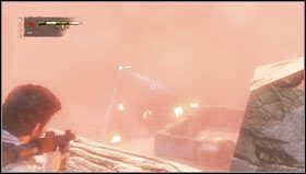 Pod żadnym pozorem nie należy trzymać się środka placu, wystawimy się tak na ostrzał ze wszystkich stron - Rozdział 20- Karawana | Opis przejścia Uncharted 3 Oszustwo Drakea - Uncharted 3: Oszustwo Drakea - poradnik do gry