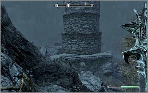 O wiele lepszym pomysłem jest przedostanie się do wnętrza twierdzy przez cały czas pozostając na powierzchni - Infiltracja | Questy poboczne w Skyrim - Skyrim - poradnik, mapy, questy