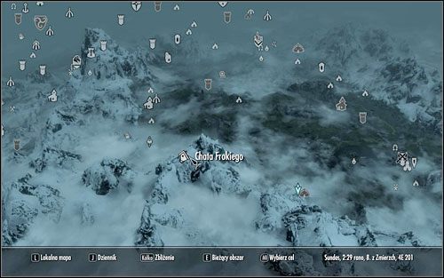 Kiedy wejdziesz do domostwa, zauważysz tam całe mnóstwo trofeów łowieckich, a pośród nich starca oraz dziecko - Święte próby Kyne | Questy poboczne w Skyrim - Skyrim - poradnik, mapy, questy