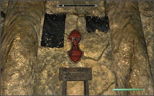 Do odnalezienia są dwie bronie i na początek powróć do południowej sali - Zamknięte usta | Questy poboczne w Skyrim - Skyrim - poradnik, mapy, questy