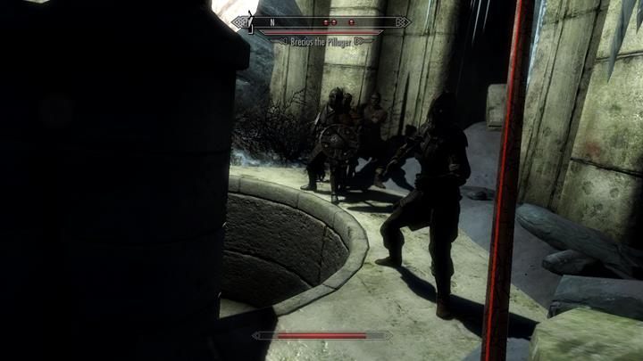 Przed wyjściem z podziemi czeka cię walka z grupką wrogów. - The Courier | Zadania w grze | Skyrim - Skyrim - poradnik, mapy, questy