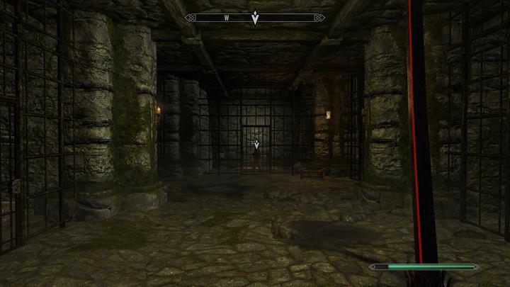 Porozmawiaj z więźniem. - A Stormcloack in Chains | Zadania w grze | Skyrim - Skyrim - poradnik, mapy, questy