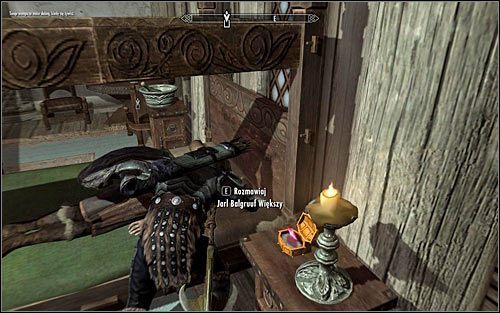 Bohater przemieniając się w pełnoprawnego wampira staje się osobą uzależnioną od krwi wypijanej z ciał niewinnych ofiar (powyższy screen) - Zamiana w wampira | Wskazówki Skyrim - Skyrim - poradnik, mapy, questy