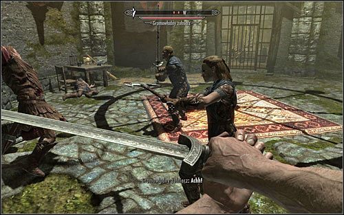 Wybierz korytarz prowadzący na południe i następnie skręć na zachód - Przeprawa przez twierdzę w towarzystwie Hadvara | Zerwane kajdany | Skyrim - Skyrim - poradnik, mapy, questy