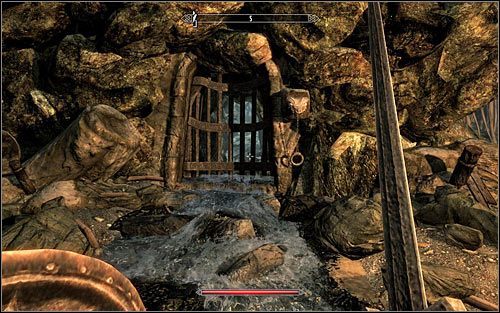 Docelowo musisz dotrzeć do pomieszczenia z wodospadem - Wyprawa do Czarnygłazu (2) | Czarnygłaz | Solucja Skyrim - Skyrim - poradnik, mapy, questy