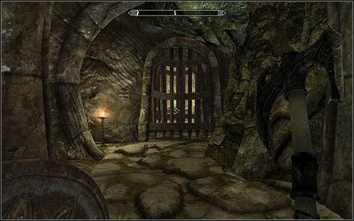 Po znalezieniu się w nowym pomieszczeniu zaatakują Cię zwykłe draugry - Wyprawa do świątyni Ustengrav (2) | Róg Jurgena Wiatrowładnego | Solucja Skyrim - Skyrim - poradnik, mapy, questy