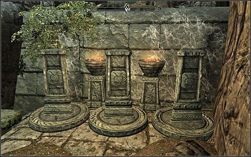 Skorzystaj tu z prawych schodów - Wyprawa do Ściany Alduina | Ściana Alduina | Solucja Skyrim - Skyrim - poradnik, mapy, questy