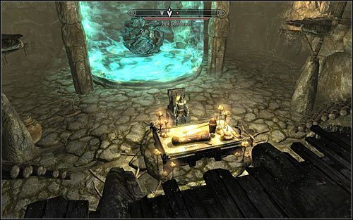 Zignoruj chwilowo widoczną w oddali wielką magiczną kulę, bo zanim będziesz ją mógł na spokojnie obejrzeć czeka Cię pojedynek z tutejszym bossem, którym będzie Jyrik Gauldurson (powyższy screen) - W podziemiach Saarthal (3) | Questy poboczne w Skyrim - Skyrim - poradnik, mapy, questy