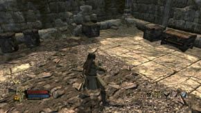 Na moście, umiejscowionym dokładnie nad bramą jest dźwignia, która ją otwiera - Dzielnice wewnętrzne (2) | Rozdział 1 | Władca Pierścieni Wojna na Północy - Władca Pierścieni: Wojna na Północy - poradnik do gry