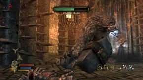 Piąta fala to kilku wojowników goblinów i troll (wejdzie po lewych schodach) - Cytadela | Rozdział 1 | Władca Pierścieni Wojna na Północy - Władca Pierścieni: Wojna na Północy - poradnik do gry