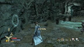 Skorzystaj ze świetlistych wrót, aby dokonać zapisu na wypadek, gdybyś zginął - a będzie to możliwe, gdyż czeka cię dość trudna walka - Wzgórza Kurhanów (1) | Rozdział 2 | Władca Pierścieni Wojna na Północy - Władca Pierścieni: Wojna na Północy - poradnik do gry