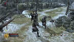 W środku znajdziesz kilka skrzynek i beczek, a także stos z przedmiotami - Wysokie Wrzosowiska (1) | Rozdział 3 | Władca Pierścieni Wojna na Północy - Władca Pierścieni: Wojna na Północy - poradnik do gry