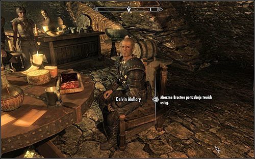 Po znalezieniu się w gospodzie Wyszczerbiona Bania zlokalizuj Delvina Malloryego i zagadaj do niego (powyższy screen) - Przerwane milczenie | Zadania Mrocznego Bractwa | Solucja Skyrim - Skyrim - poradnik, mapy, questy