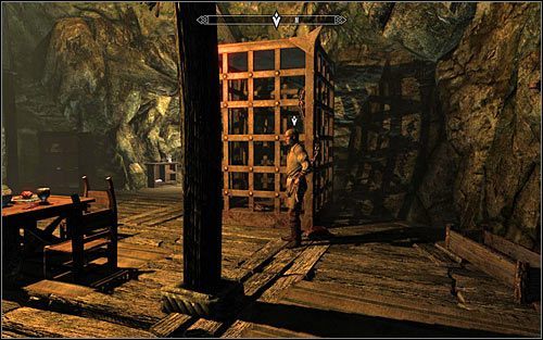 Po wygranej bitwie rozejrzyj się po kryjówce lub obozowisku bandytów w poszukiwaniu porwanej postaci (powyższy screen) - Wyprawa ratunkowa | Zadania Towarzyszy | Solucja Skyrim - Skyrim - poradnik, mapy, questy