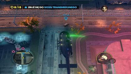 Kinzie zleciła nam kolejne zadanie: by zlokalizować studio telewizyjne, musimy zbliżyć się do wozu transmisyjnego, a następnie nakierować na niego laser znajdujący się na dziobie śmigłowca (nakierujmy na niego celownik za pomocą KURSORA) - w ten sposób dowiemy się, skąd dochodzi sygnał - Na żywo! Z Killbanem | Kampania Saints Row The Third - Saints Row: The Third - poradnik do gry