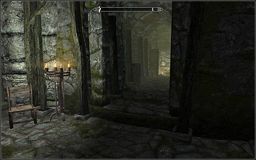 Także i tu warto się dokładnie rozejrzeć - Z nosem w księgach (2) | Questy Akademii w Zimowej Twierdzy | Solucja Skyrim - Skyrim - poradnik, mapy, questy
