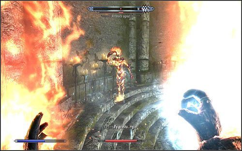 Zaklinaczka na pomoc przyzwie sobie kilka atronachów (powyższy screen) i mogą to być zarówno atronachy ognia, jak i silniejsze atronachy lodowe lub atronachy burzowe - Z nosem w księgach (2) | Questy Akademii w Zimowej Twierdzy | Solucja Skyrim - Skyrim - poradnik, mapy, questy