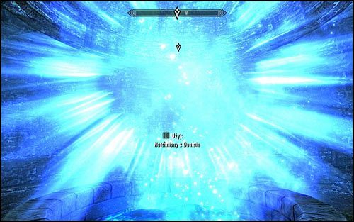 Podejdź do zamkniętych drzwi i nie przejmuj się tym, że nie dysponujesz kluczem, bo po upływie kilku sekund zostaniesz wpuszczony do środka - Dobre zamiary | Questy Akademii w Zimowej Twierdzy | Solucja Skyrim - Skyrim - poradnik, mapy, questy