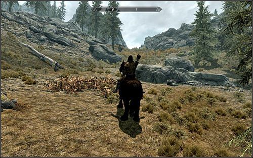 Do Labiryntianu najlepiej jest zbliżyć od południowego-wschodu odnajdując ścieżkę w dolinie (powyższy screen), eliminując w ten sposób konieczność polegania na skomplikowanej wspinaczce - Laska Magnusa (1) | Questy Akademii w Zimowej Twierdzy | Solucja Skyrim - Skyrim - poradnik, mapy, questy