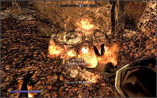 Ustaw się na wprost od konwektora i zgodnie z otrzymaną wcześniej od Arniela wskazówką przytrzymaj klawisz myszy przez co najmniej trzy sekundy (powyższy screen), w wystarczającym stopniu podgrzewając konwektor - Wysiłki Arniela (2) | Questy Akademii w Zimowej Twierdzy | Solucja Skyrim - Skyrim - poradnik, mapy, questy