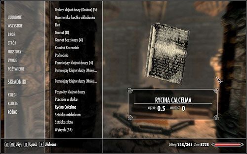 W momencie, w którym dopełnisz dzieła, do sali wejdzie spory oddział strażników czarodzieja - walka z nimi nie należy do najlepszych pomysłów, dlatego lepiej uczynisz, wymijając ich i uciekając na zewnątrz - Trudne odpowiedzi | Questy Gildii Złodziei | Solucja Skyrim - Skyrim - poradnik, mapy, questy