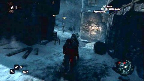 Aby resztę również zwabić w kierunku siana, podejdź do nich na taką odległość, żeby trójkąt nad ich głowami zabarwił się lekko na czerwono i szybko schowaj się w kryjówce - Sekwencja 1 - Niczym powrót do domu (5) | Opis przejścia - Assassins Creed: Revelations PC - kompletny poradnik do gry