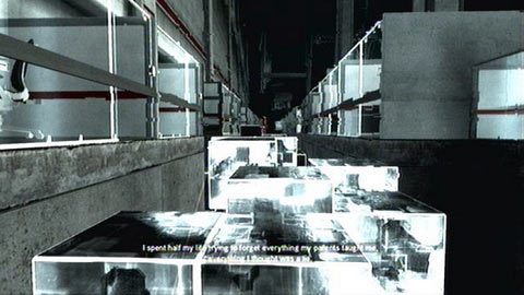 Na szczycie idź cały czas przed siebie, przechodząc nad przepaściami i skacząc po czarnych sześcianach - Misje Desmonda (5) | Zadania dodatkowe Assassins Creed Revelations - Assassins Creed: Revelations PC - kompletny poradnik do gry