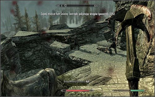 Nie radzę ignorować wrogów okupujących okoliczne mury (powyższy screen) - Bitwa o fort Śnieżny Jastrząb | Questy buntu Gromowładnych | Solucja Skyrim - Skyrim - poradnik, mapy, questy