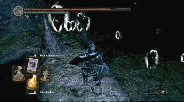 Te zjawy możesz pokonać zwyczajną bronią - Chasm Of The Abyss | Artorias Of The Abyss - Opis przejścia Dark Souls - Dark Souls - poradnik do gry