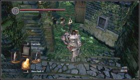 Ninja wyskoczą z kolejnych drzwi (ponownie będzie ich 3) - Undead Burg - Depths | Opis przejścia Dark Souls - Dark Souls - poradnik do gry